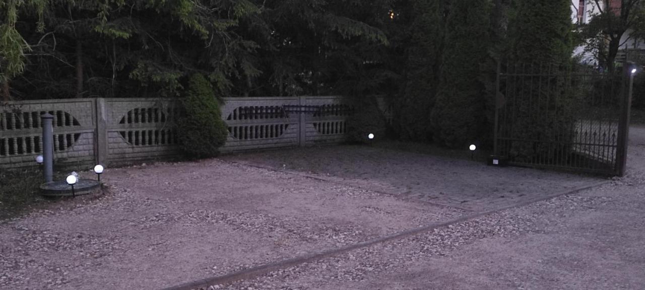Apartamenty Z Ogrodem Nr 2 Typu Studio Mrągowo Exteriör bild